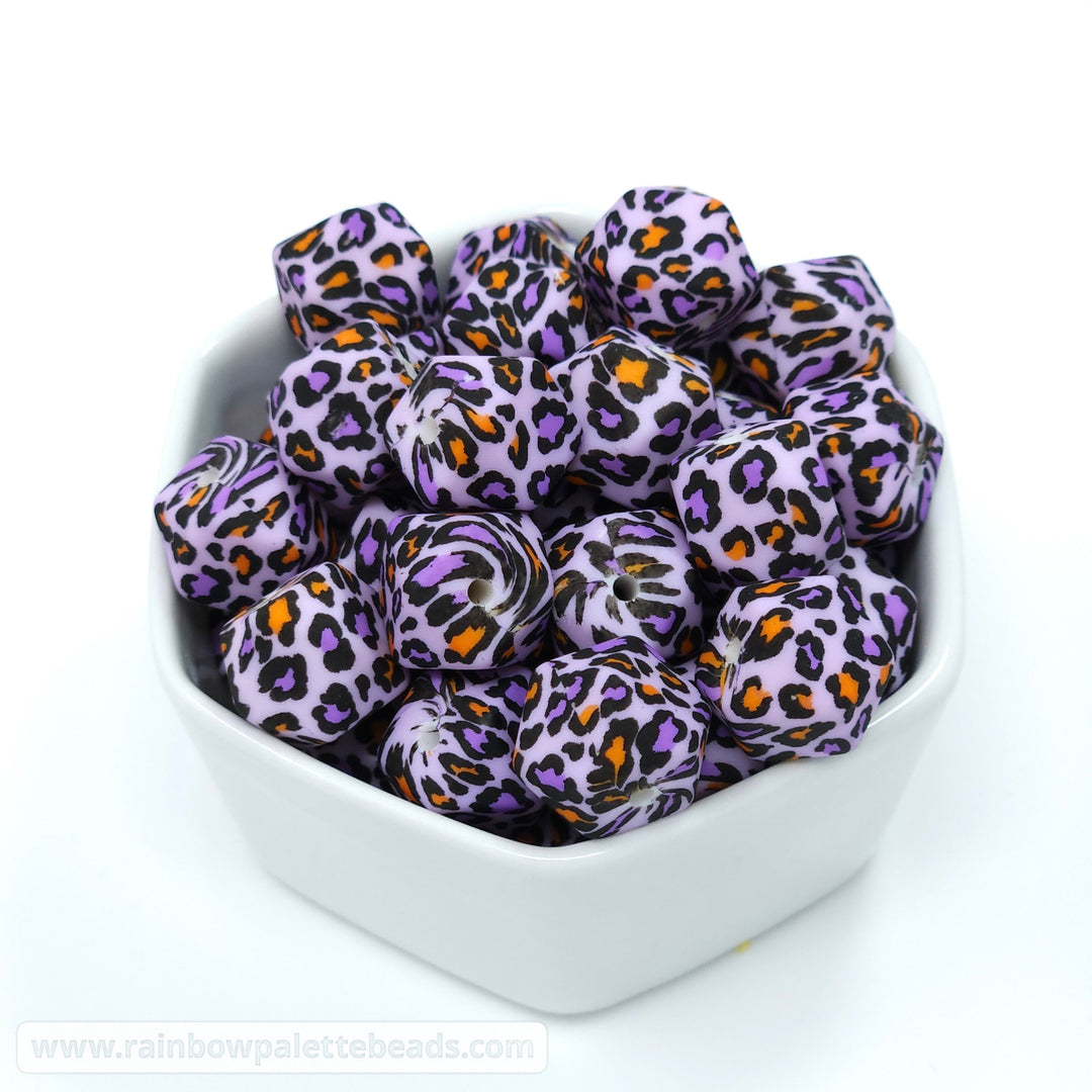 Destash Bundle: 14mm Hex Cute Halloween Print (24 beads) Beads